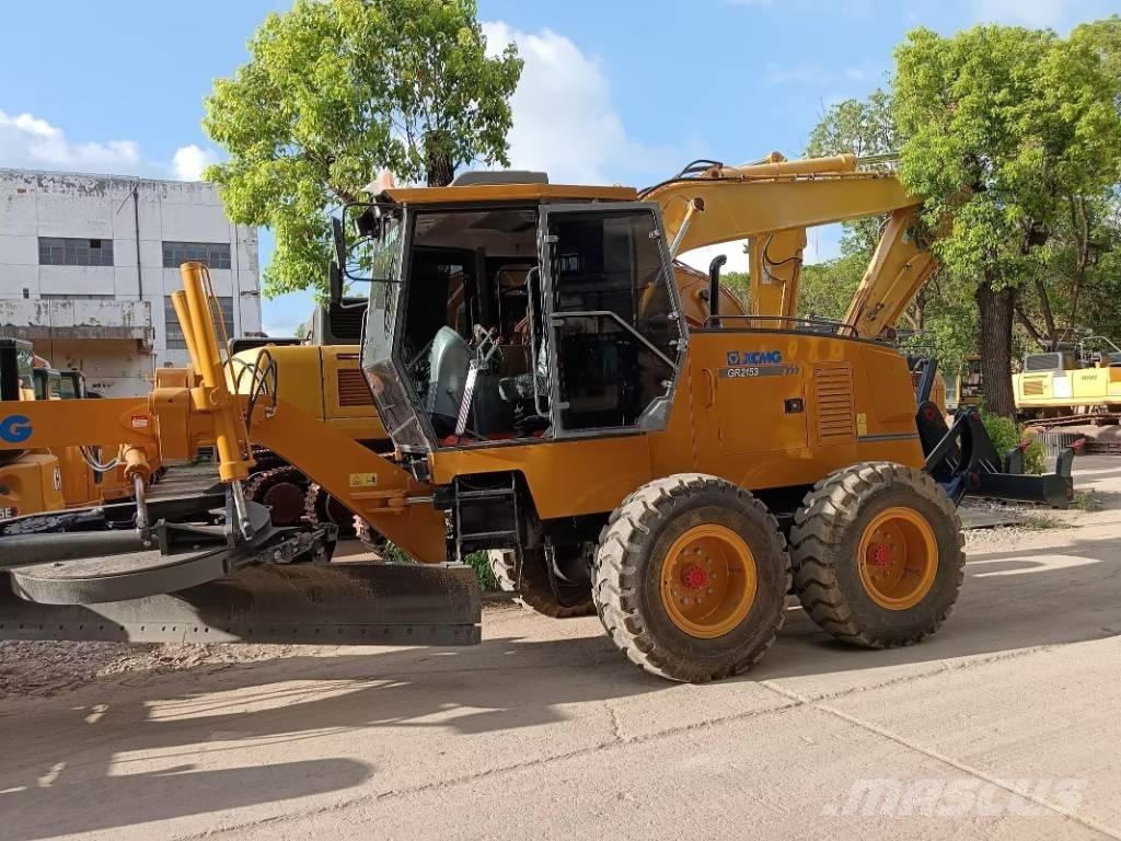 XCMG GR 2153 Niveleuse