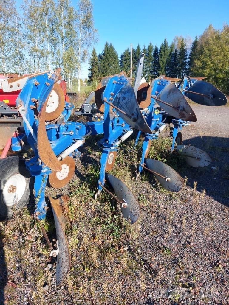 Överum CX 4975 teräs Charrue réversible