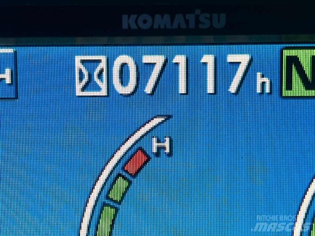Komatsu PW 98 MR-8 Pelle sur pneus