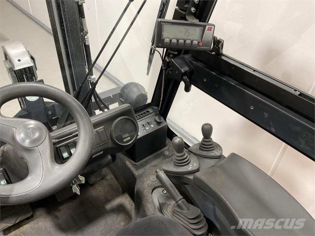 Linde E25P - 02 Chariots élévateurs électriques