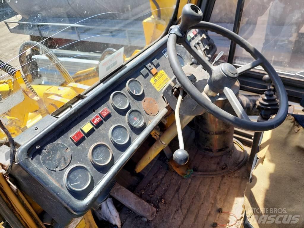 Hanomag 35D Chargeuse sur pneus