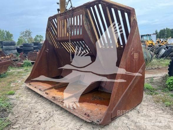 CAT 1952647 Godet