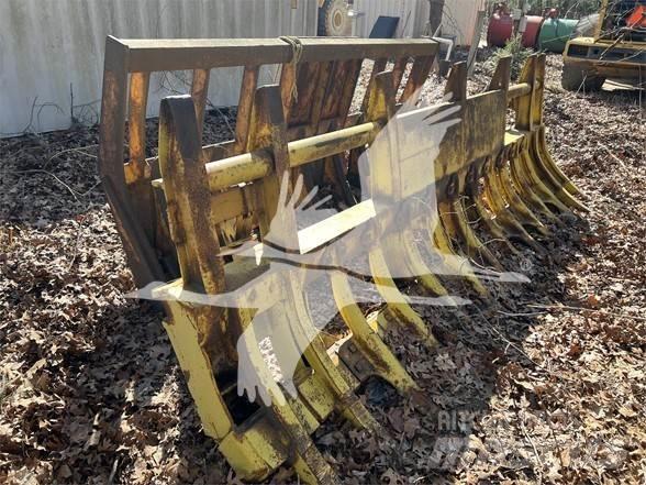 Komatsu D65PX Scarificateur