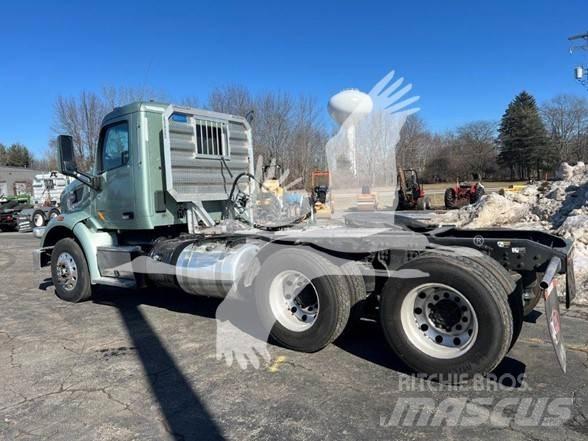 Peterbilt 567 Tracteur routier