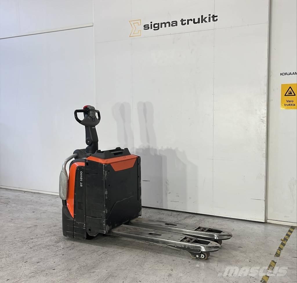 Toyota BT LPE 200 Transpalette accompagnant porté debout