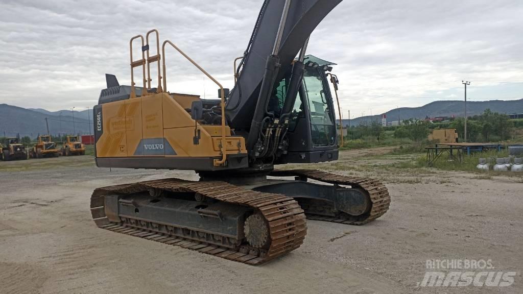 Volvo EC 250 EL Pelle sur chenilles