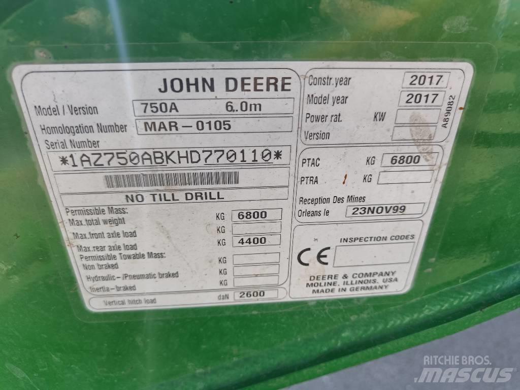 John Deere 750 A Semoir