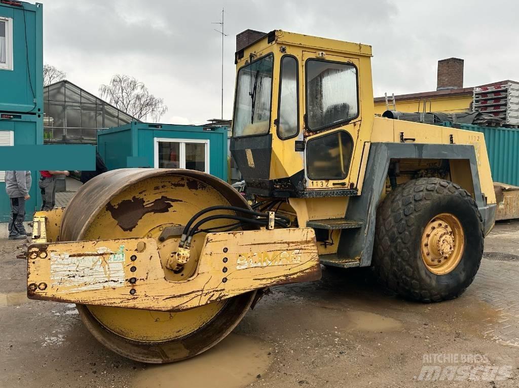 Bomag BW 213 D Rouleaux monocylindre