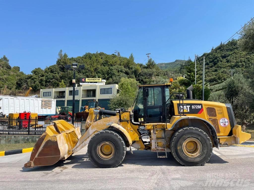 CAT 972M II Chargeuse sur pneus