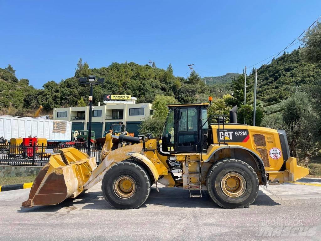 CAT 972M II Chargeuse sur pneus