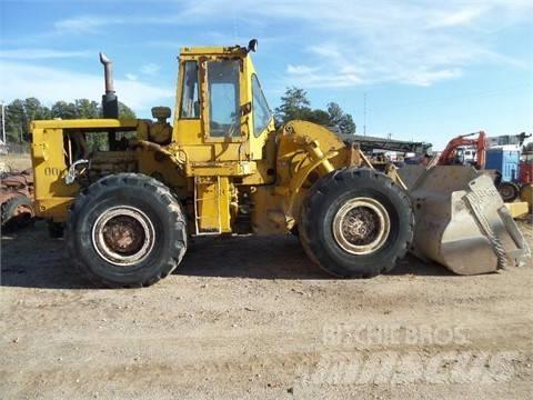 CAT 966 C Chargeuse sur pneus
