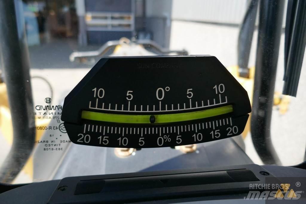 CAT 140M3 Niveleuse