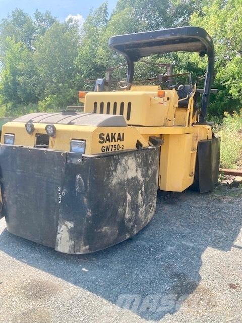 Sakai GW 750-2 Finisseur