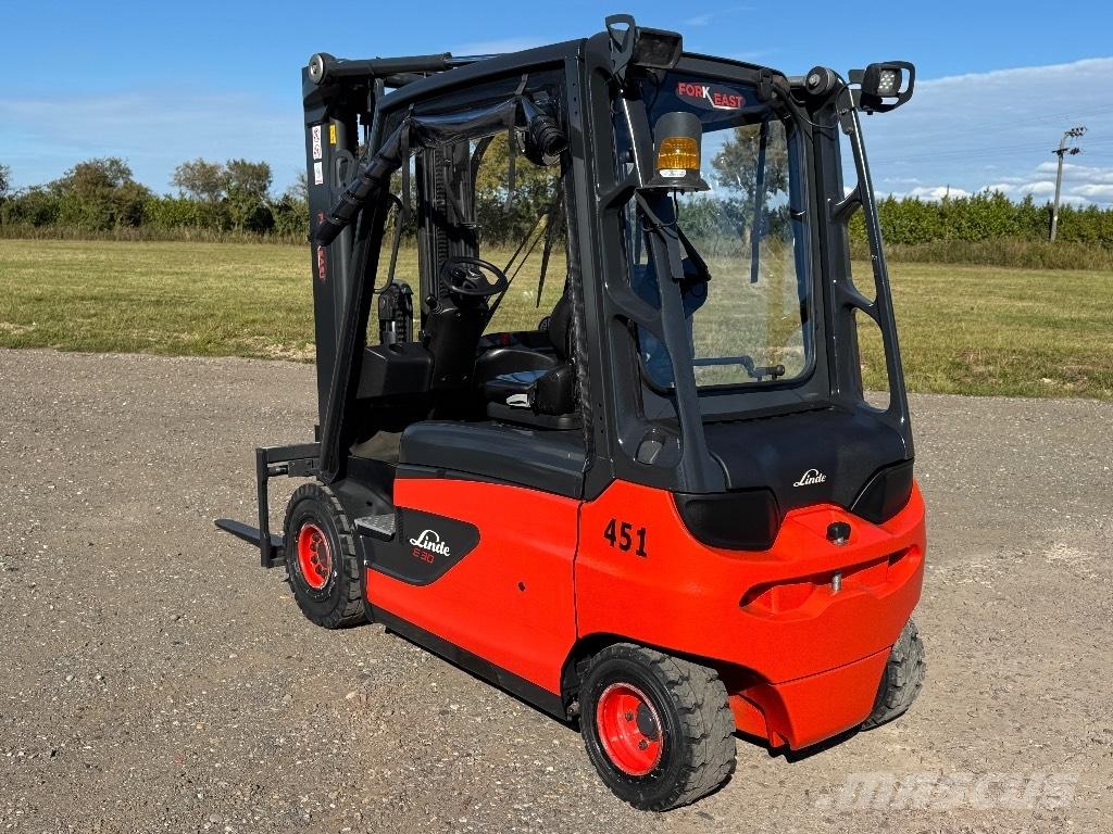 Linde E 30 Chariots élévateurs électriques