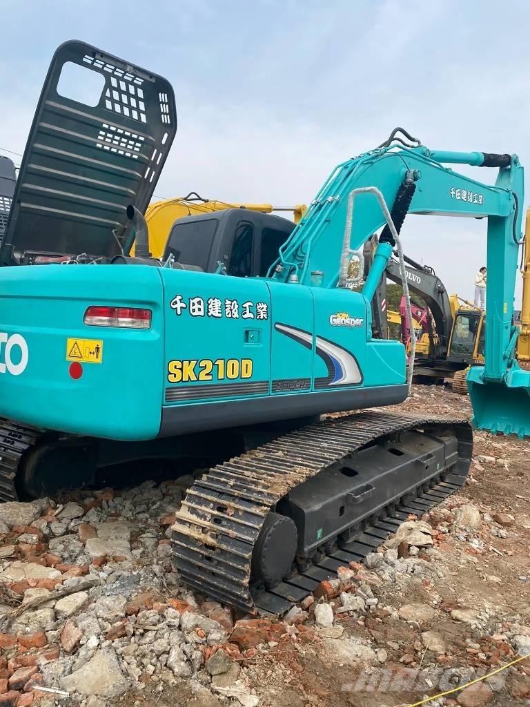 Kobelco 210 Pelle sur chenilles
