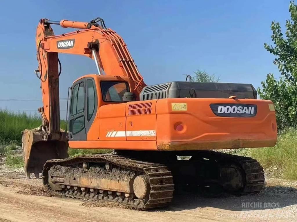 Doosan DX 420 Pelle sur chenilles