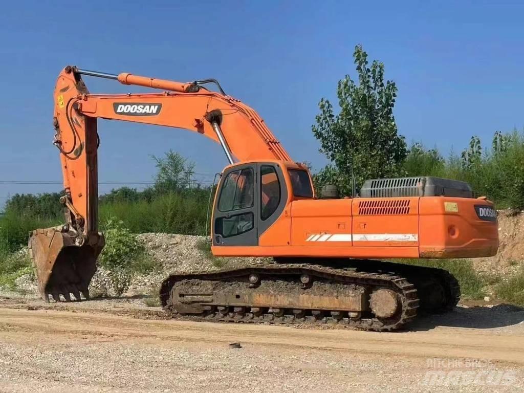 Doosan DX 420 Pelle sur chenilles