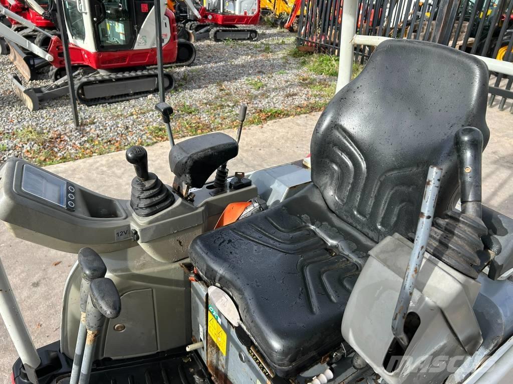 Takeuchi TB 216 Mini pelle < 7t