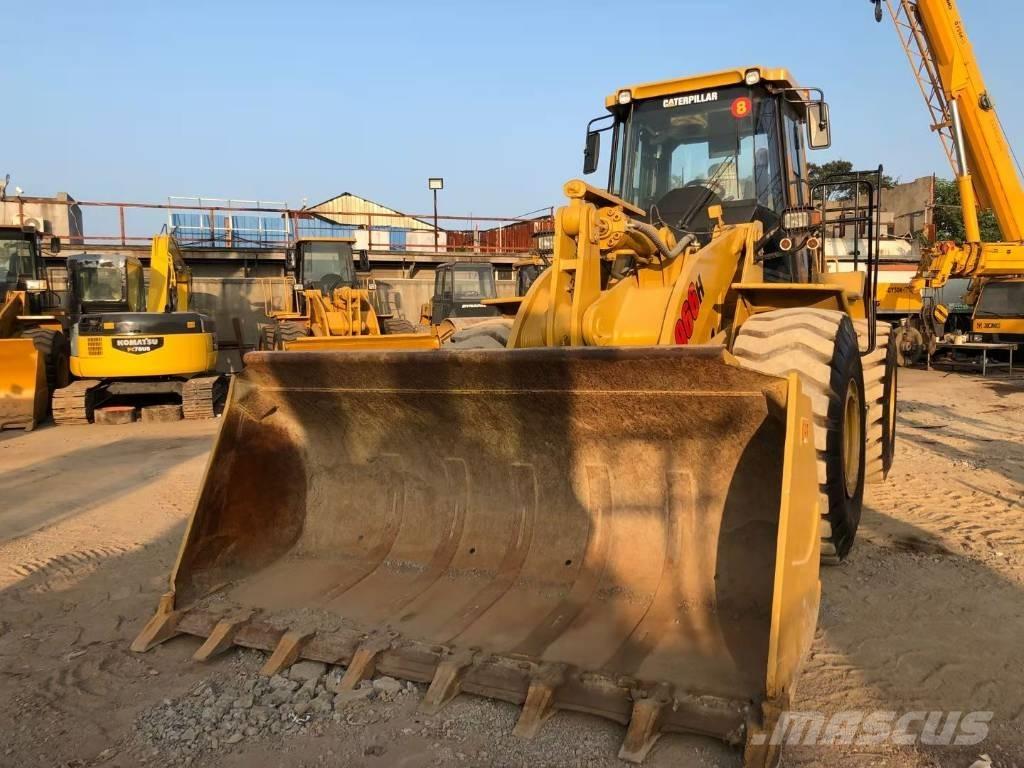 CAT 966H Chargeuse sur pneus