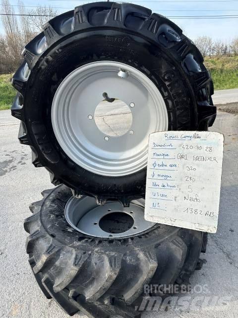  GREENEX 320/70R28 Pneus, roues et jantes