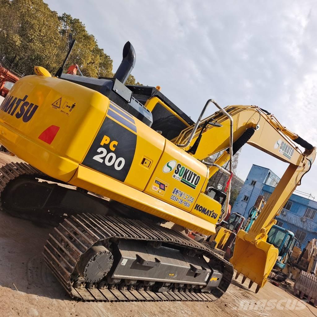 Komatsu PC 200-8 Pelle sur chenilles