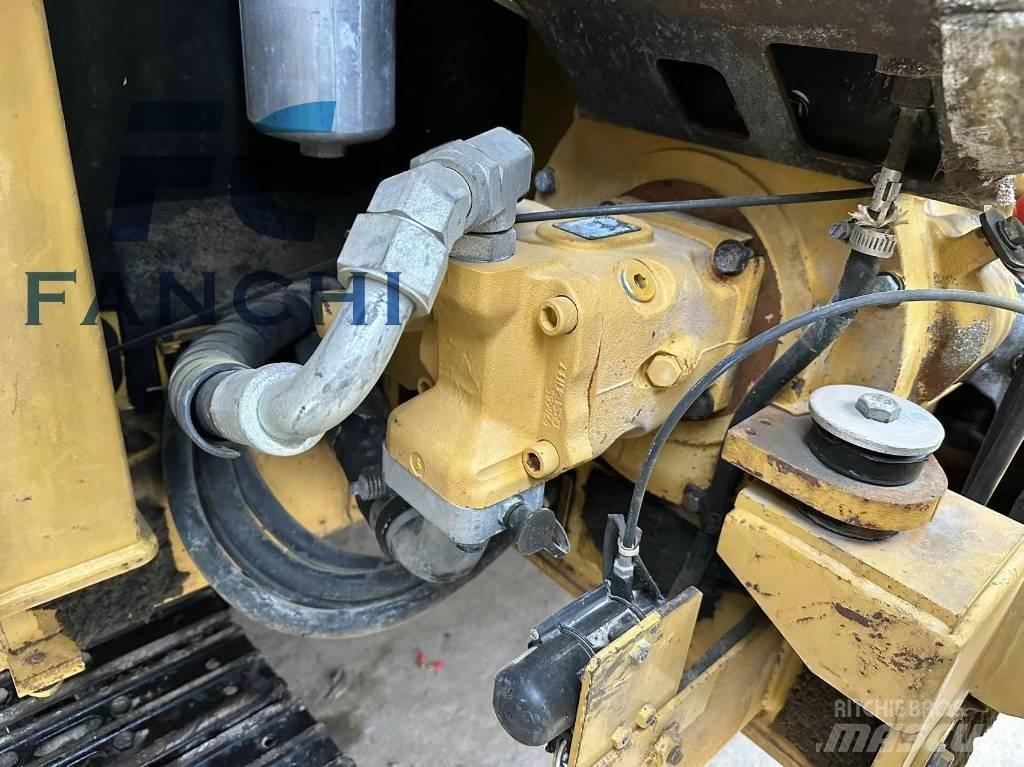 CAT 305.5E2 Mini pelle < 7t