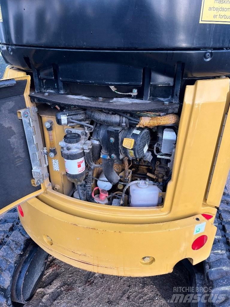 CAT 302 Mini pelle < 7t