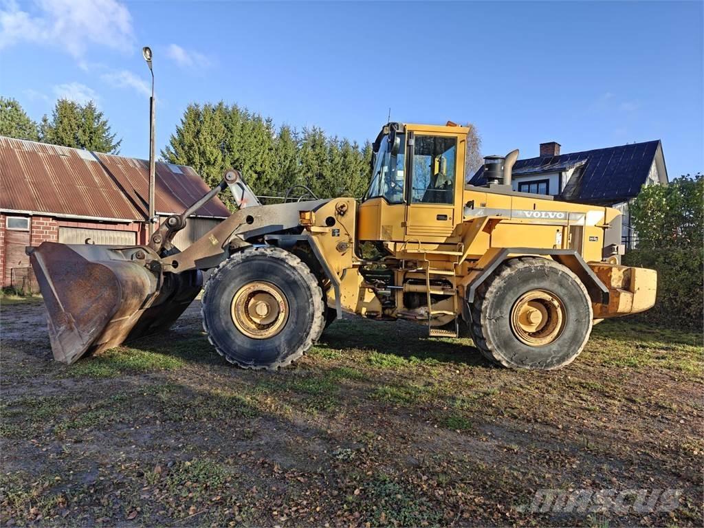 Volvo L180C Chargeuse sur pneus