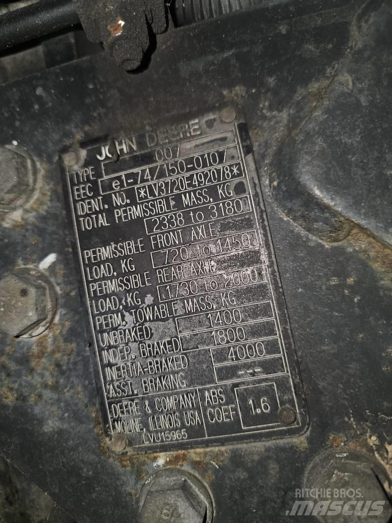 John Deere 3720 Tracteur
