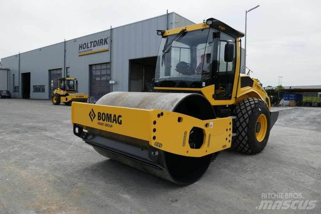 Bomag BW 213 DH-5 Compacteur de sol