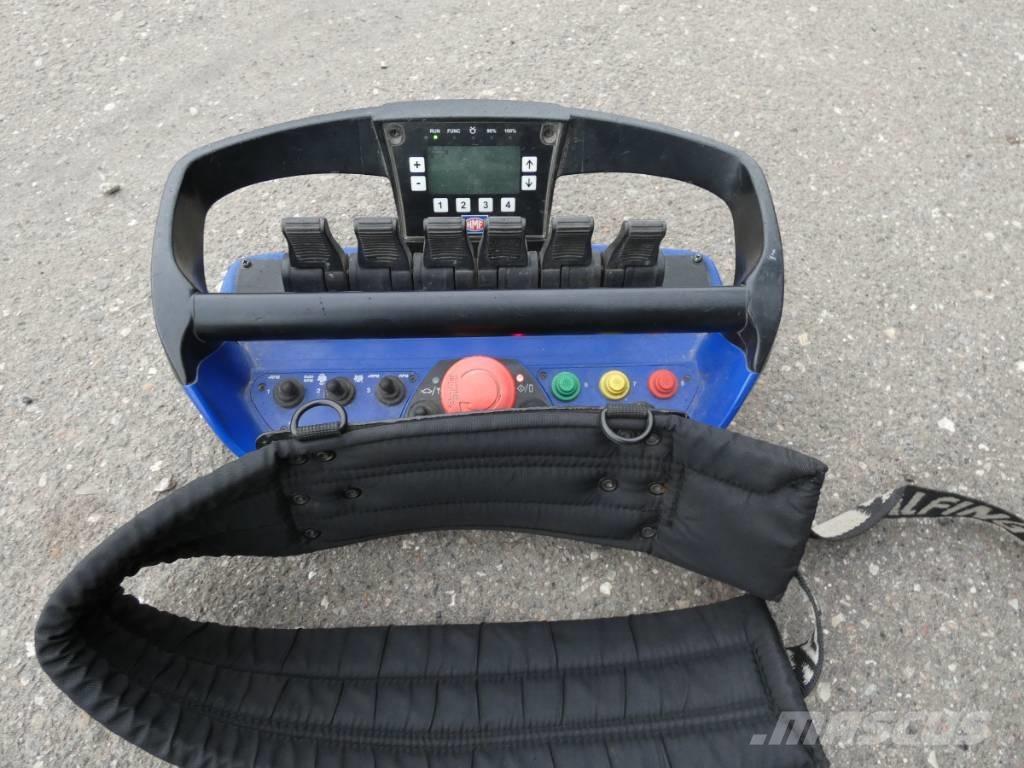 DAF CF 290 Camion plateau ridelle avec grue