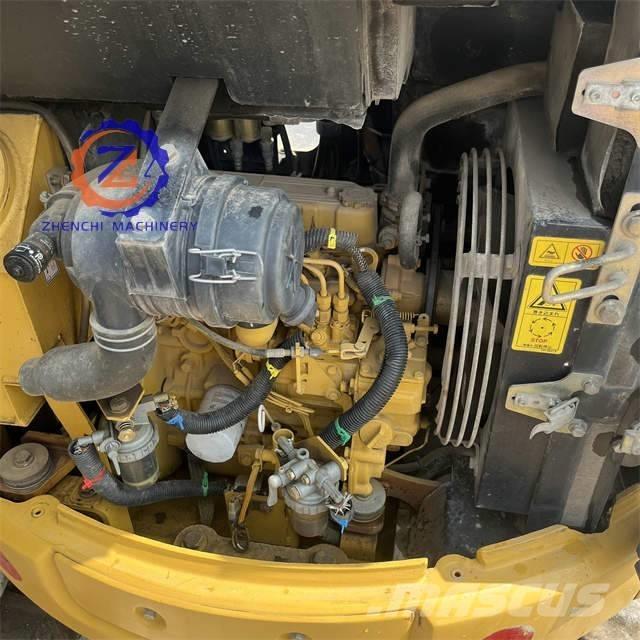 CAT 303 Mini pelle < 7t