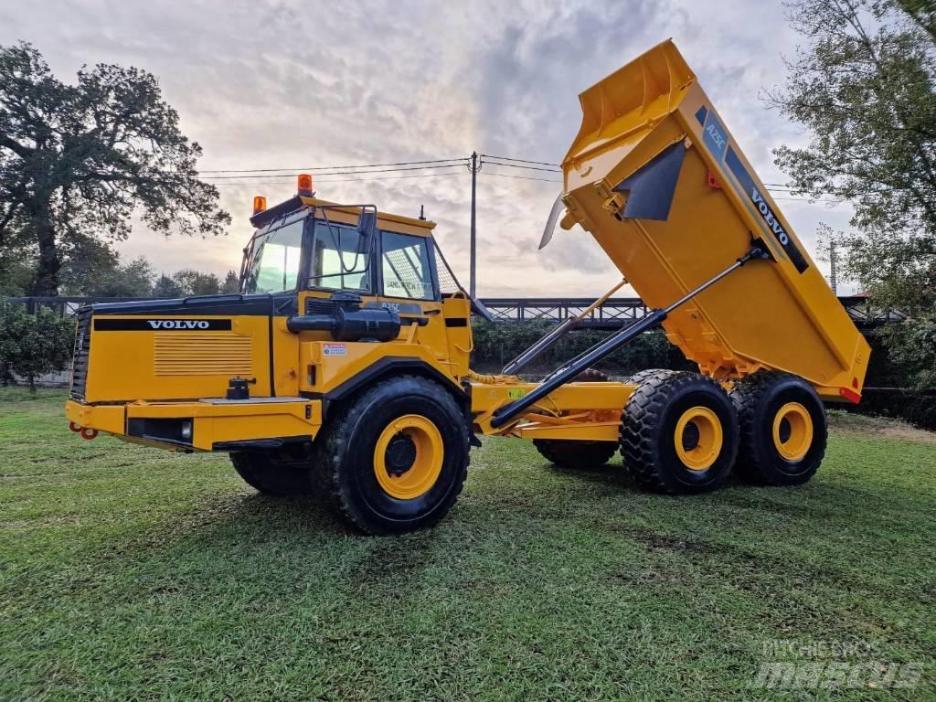 Volvo A 25 C Tombereau articulé