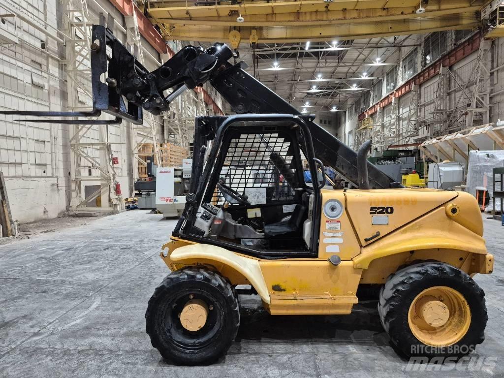 JCB 520 Chariot télescopique