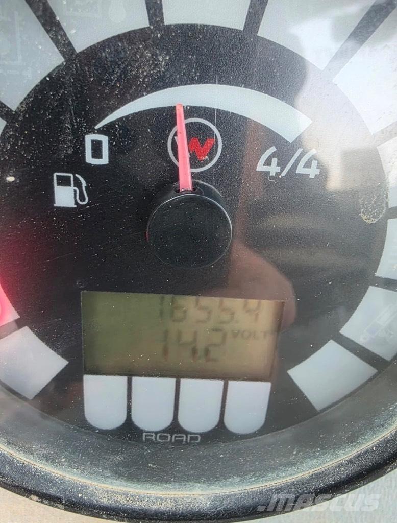 Wacker Neuson 850 Chargeuse sur pneus