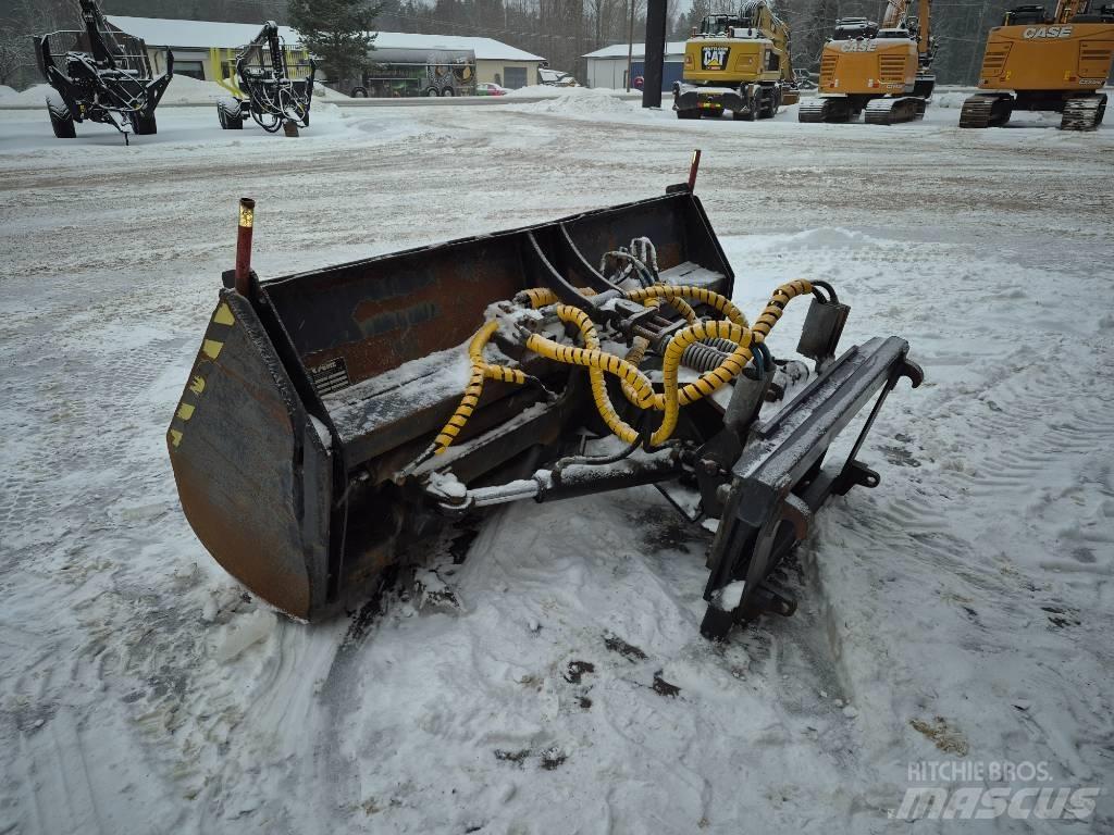 Pome Zoom 2100-3300 Chasse neige