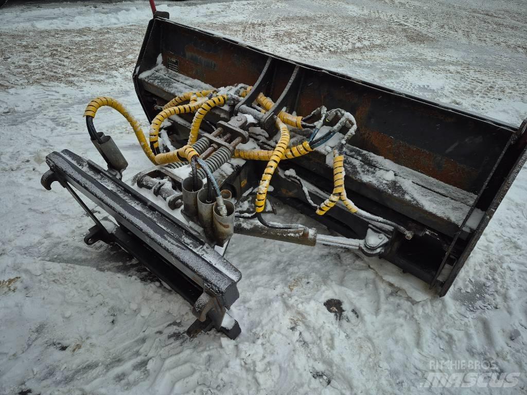 Pome Zoom 2100-3300 Chasse neige