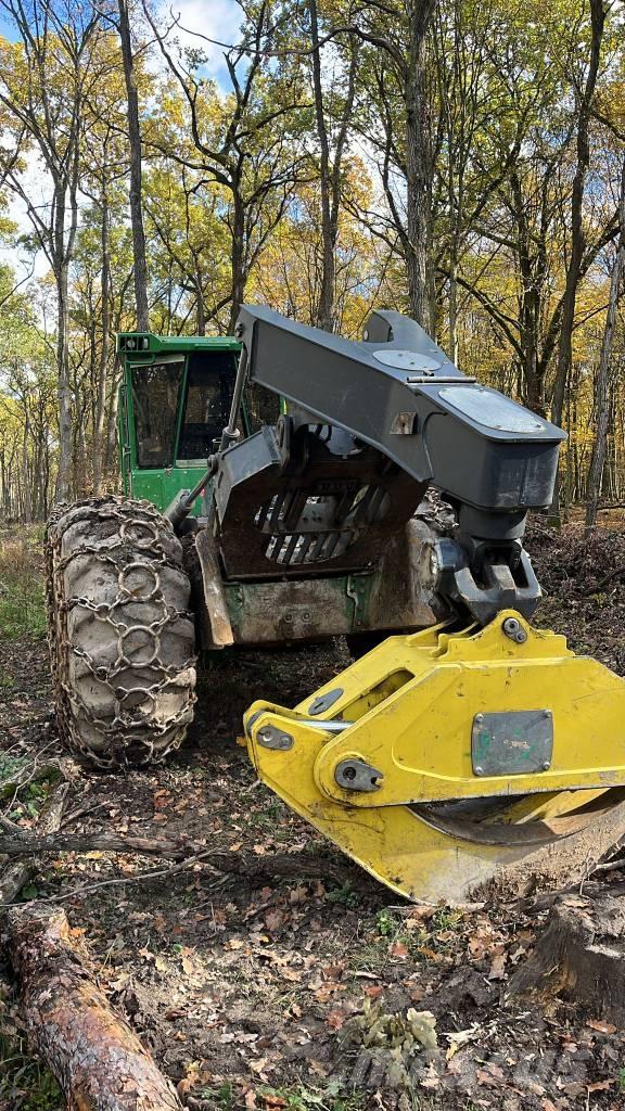 John Deere 648L-II Débusqueur