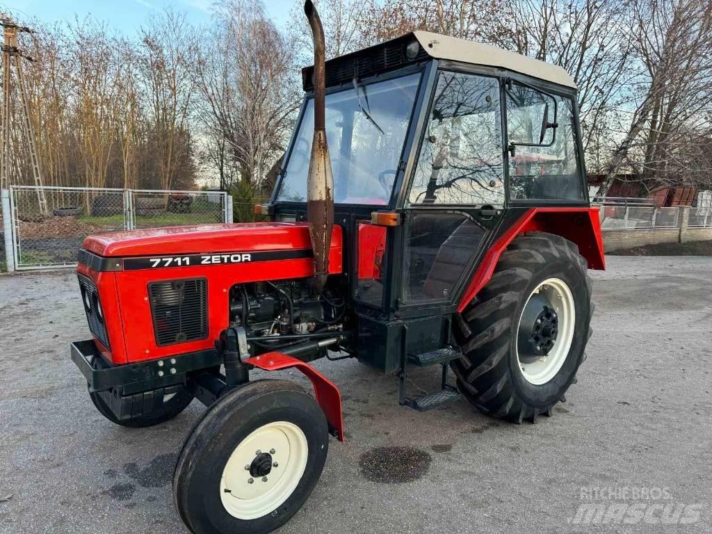Zetor 7711 Tracteur