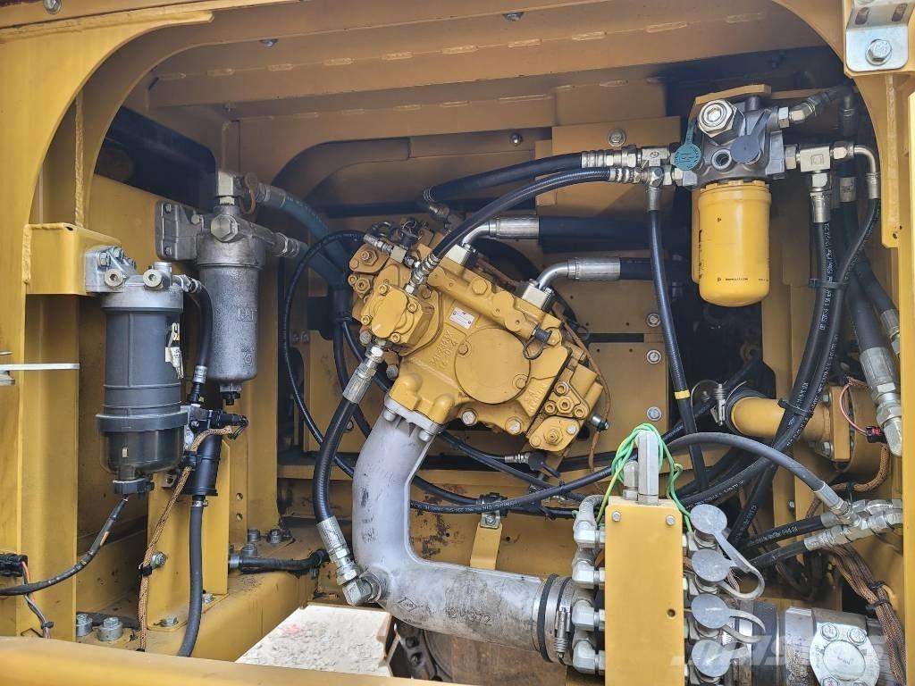 CAT 330FL Pelle sur chenilles