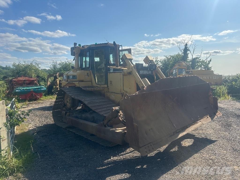 CAT D 6 R LGP Bouteurs sur chenilles