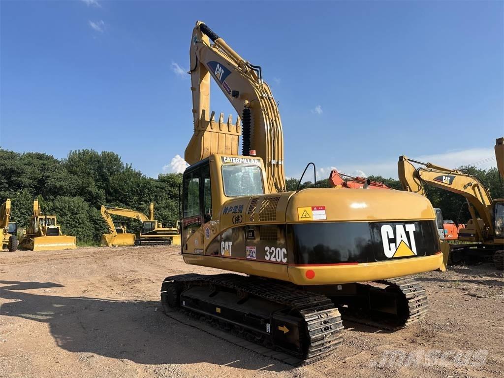 CAT 320C Pelle sur chenilles