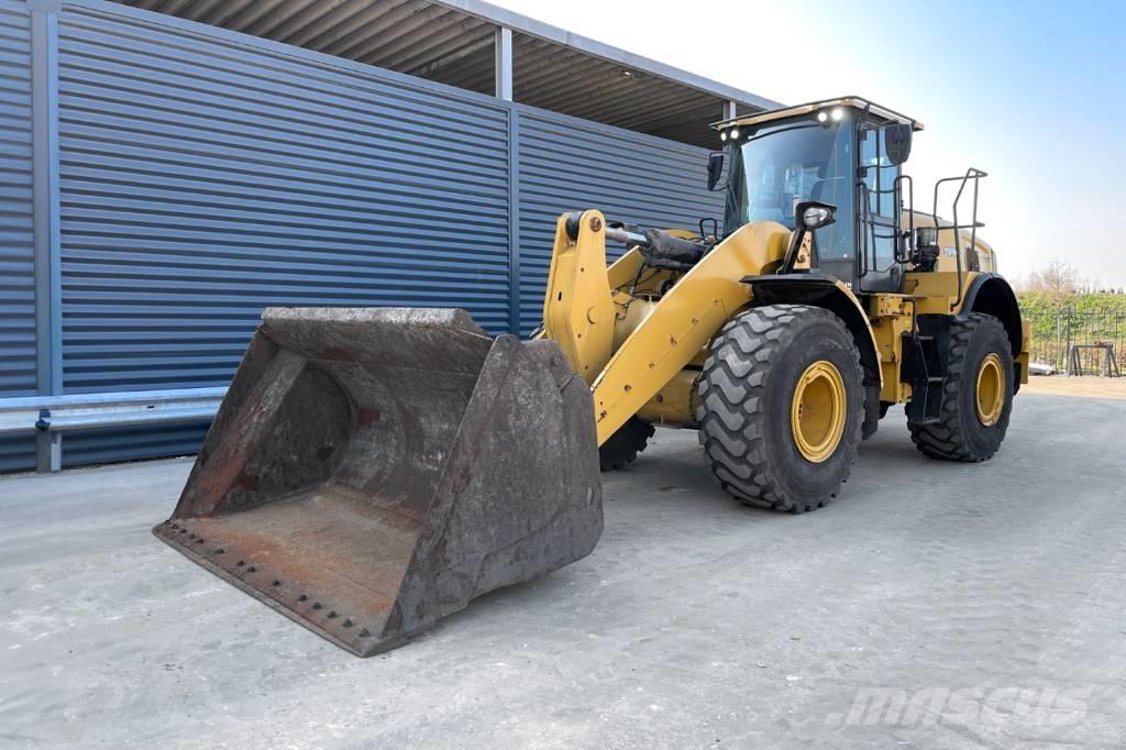 CAT 950M Chargeuse sur pneus