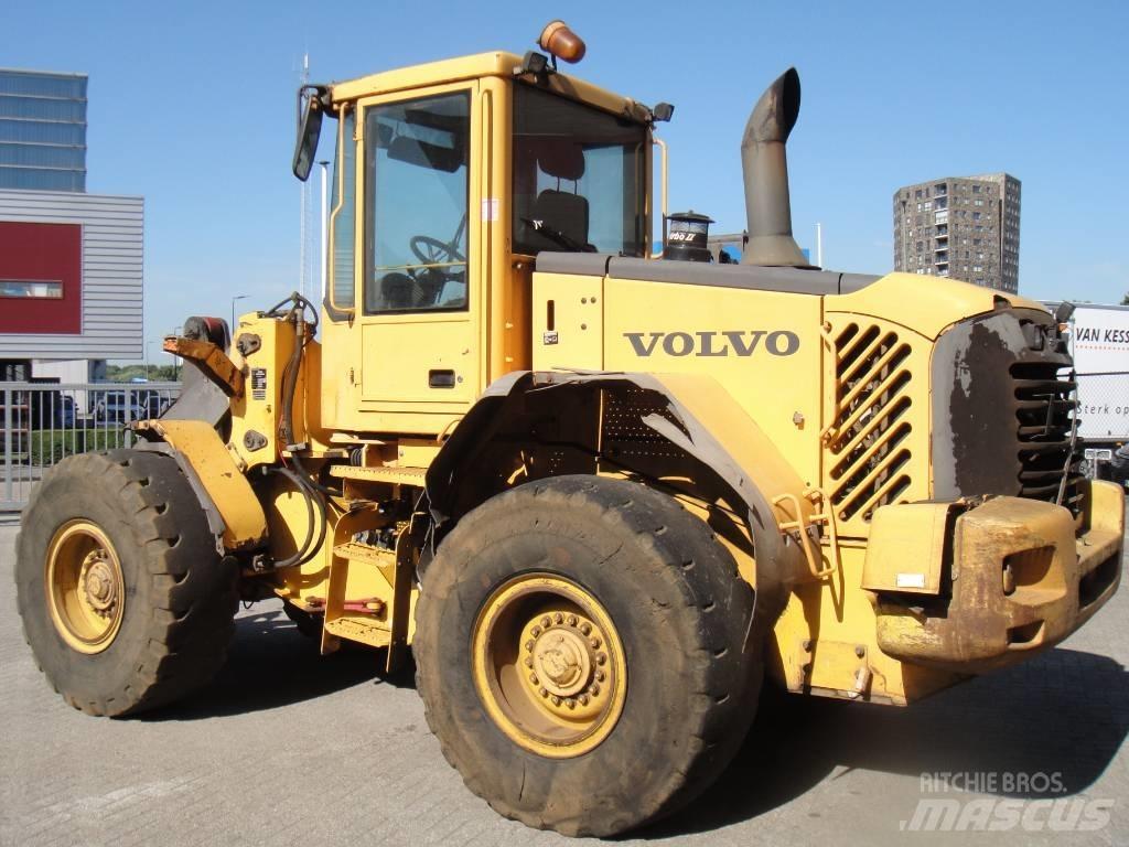 Volvo L 90 E Chargeuse sur pneus