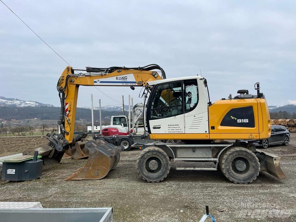 Liebherr A 916 Pelle sur pneus