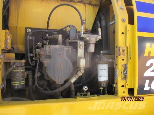 Komatsu HR 215 Pelle sur chenilles