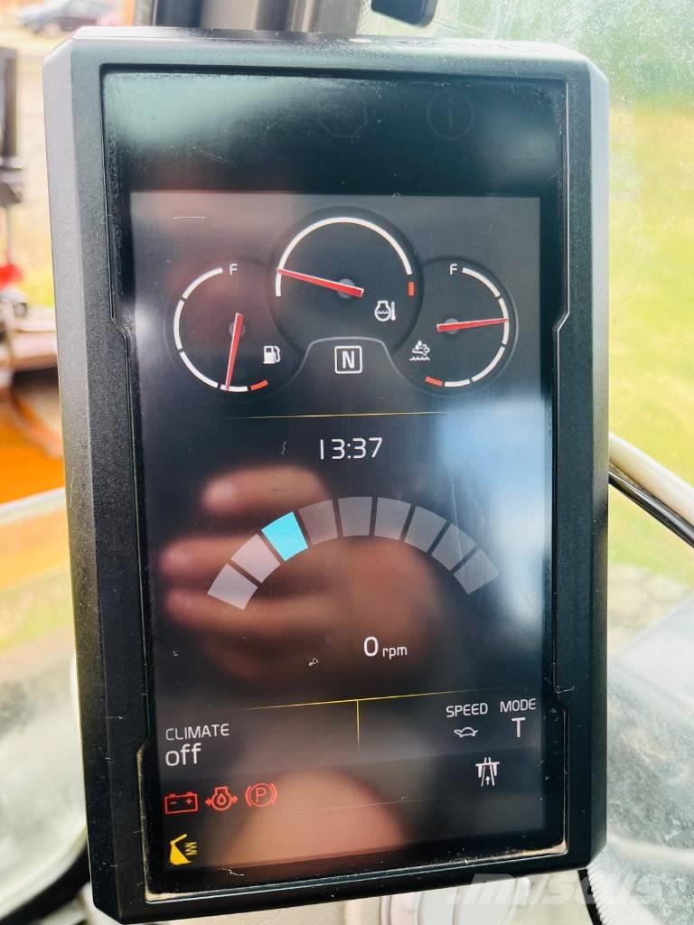 Volvo EW 160 E Pelle sur pneus