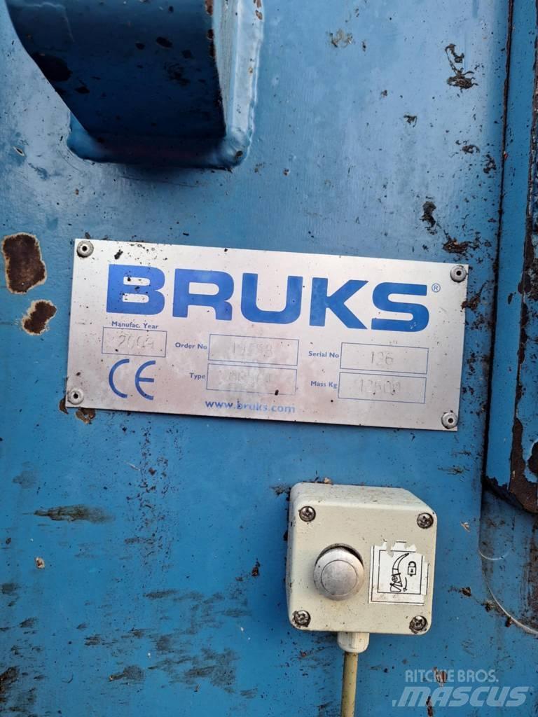 Bruks 805 CT Broyeur de végétaux