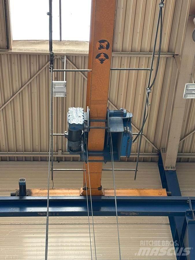 Abus 8T Autre grue