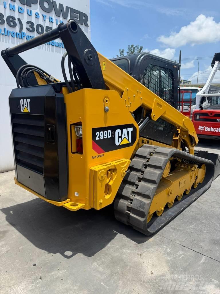 CAT 299 D 2 Chargeuse compacte